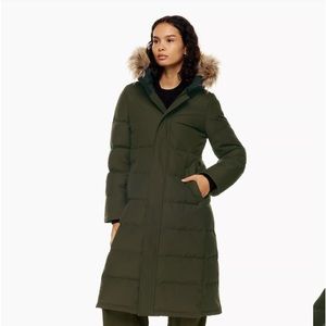 Aritzia Powder Parka -dark olive
